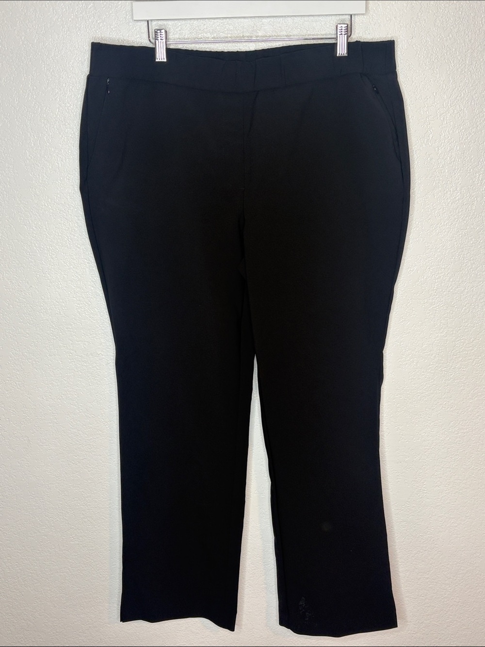 Lane Bryant Black Pull On Straight Leg Ankle Pant Minimalist Career Wear Size 18